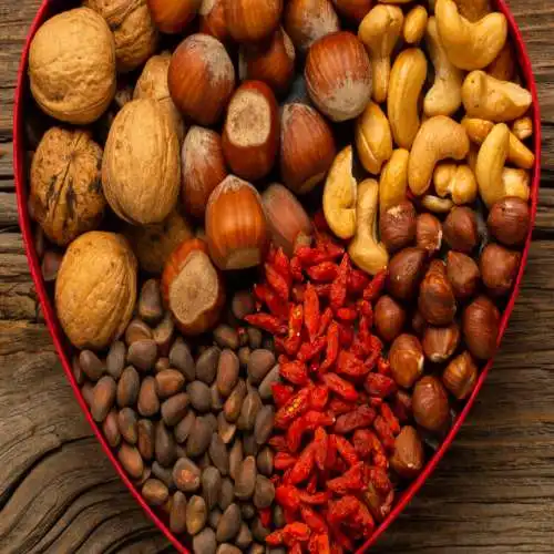 بازرگاني آجيل و خشکبار تاکی