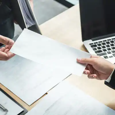 مکاتبات سازمانی و نامه نگاری