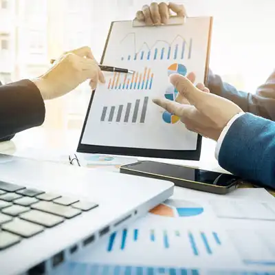 میز کار و مانیتورینگ