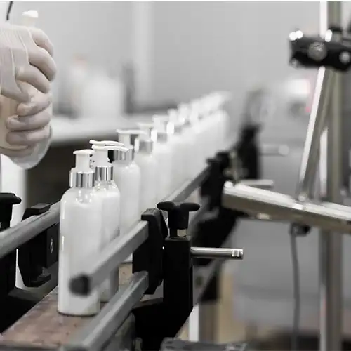 شرکت اهورا دارو