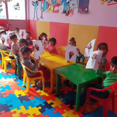 کودکستان ریحانه بهشتی